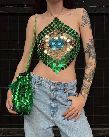 Sexy acrylic round sequins connected halter neck halter top chest wrap small vest_voghion.com