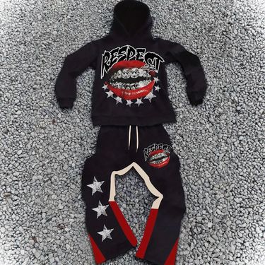 Men's Clothing Men's Street Black Hooded Sweatshirt Flared Pants Suit Red Lips And Diamond Teeth_voghion.com