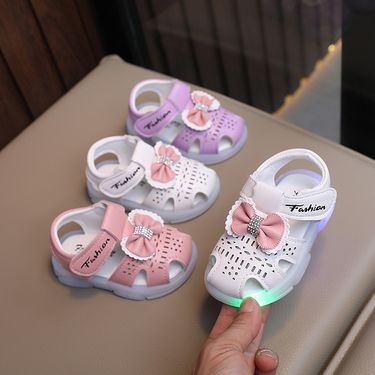 Mother & Kids Summer baby shoes 1-2-3 years old toddler shoes fashionable princess style girls sandals closed toe anti-kick baby shoes with lights_voghion.com
