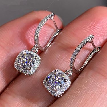 Fashion jewelry, luxurious and exquisite women's earrings, set with zircon_ipsvogv.com
