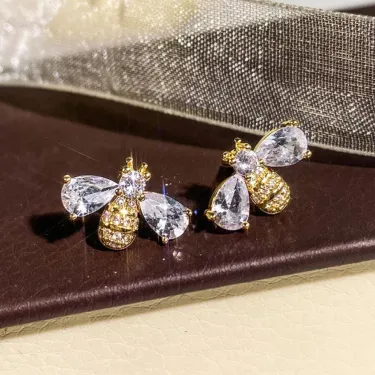 Gold Tone Bee Shaped Stud Earrings Crystal Wing Accents Cute Daily Gift For Her High Quality And Stylish Jewelry_voghion.com