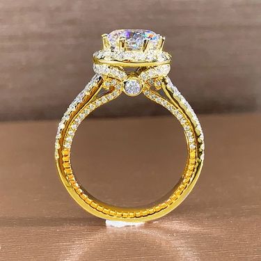 2025 New Arrivals Huitan Temperament Elegant Round Cubic Zirconia Wedding Bands Women's Rings Brilliant Accessories Engagement Trendy_voghion.com