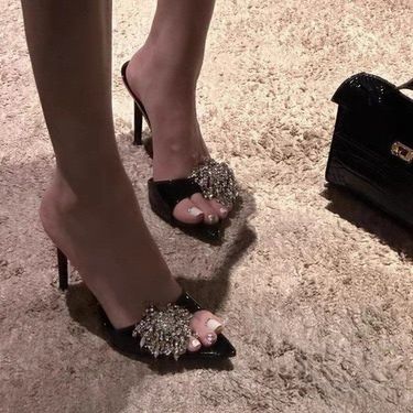 Water Diamond High Cool Drag 2024 GZ Summer New Black Simple Sexy Open Toed Pointed Thin Heel Half Dragged Women'_voghion.com