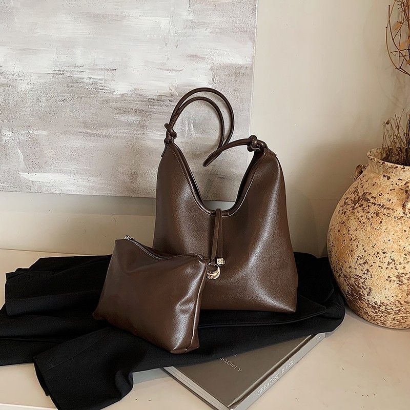 High-End Women's 2025 New Versatile Mother-Daughter Casual Bucket Single Shoulder Underarm Bag_voghion.com
