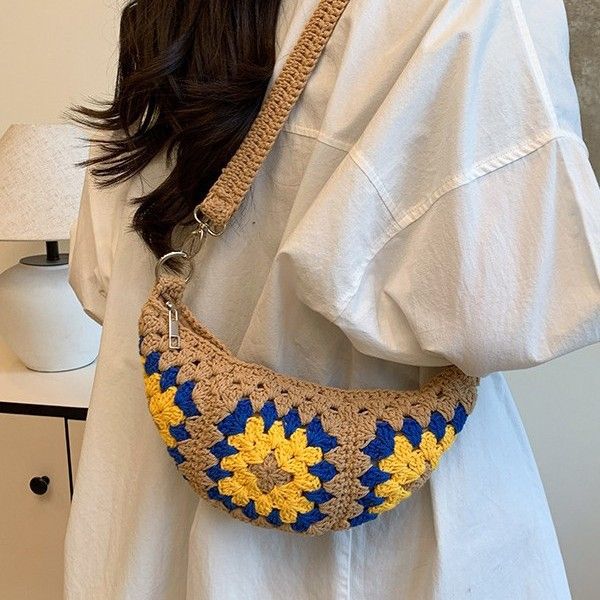 Borsa a tracolla da donna, versatile, fresca, fatta a mano all'uncinetto, in stile unico e alla moda_voghion.com