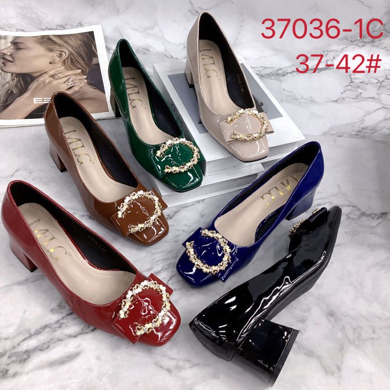 Women's Shoes New Shallow Mouth Patent Leather Flower Buckle Medium And High Heels Women's Square Head Thick Heel Mirror Single Shoes_voghion.com