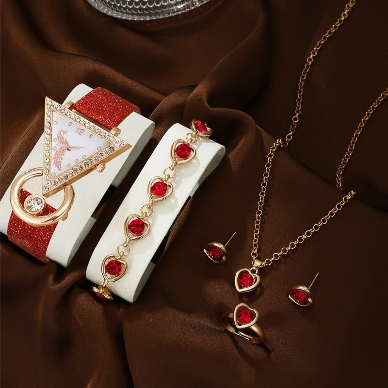 Unisex tillbehör inverterad triangel diamant frostat läder påfågelurtavla dam modeklocka casual smyckesset_voghion.com