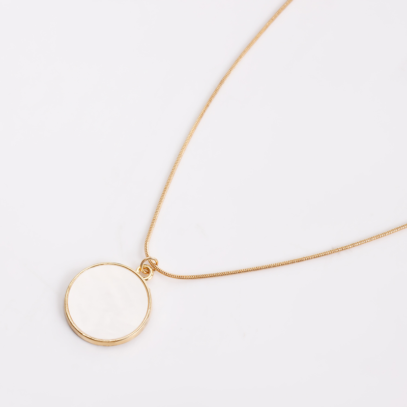 Retro Round Snake Chain, White Fritillary Necklace For Women, New Sweater Sweater Chain For Autumn And Winter_voghion.com