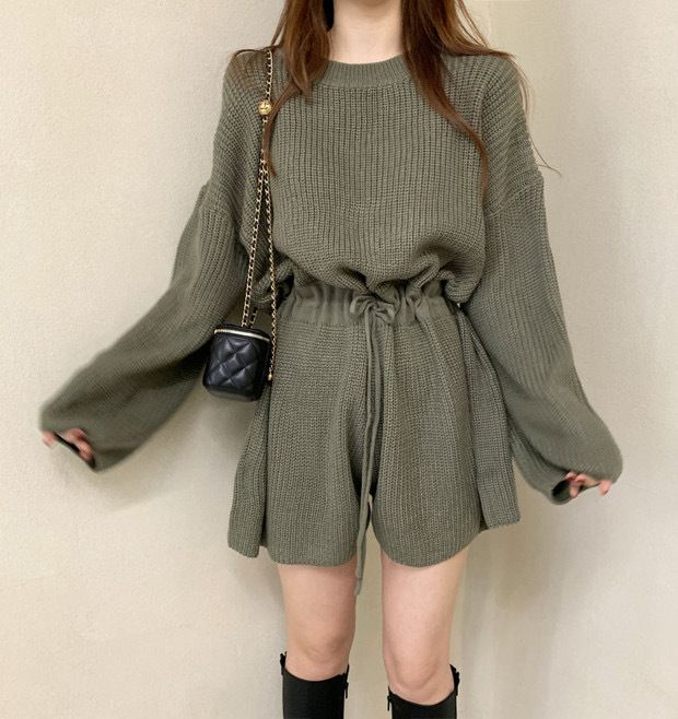 2024 Korean Chic Autumn Round Neck Drawstring Strap Waist Long Sleeve Knitted Wide Leg jumpsuit Shorts for Women_voghion.com