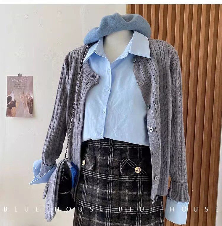 Spring And Autumn New Fashion Versatile Round Neck Stylish Knitted Base Shirt College Style Embroidered Cable Cardigan_voghion.com