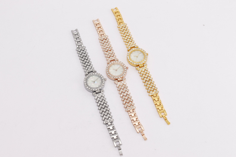 Full Diamond Fashion Inlaid Shell Face Women's Watch Bracelet Model_voghion.com