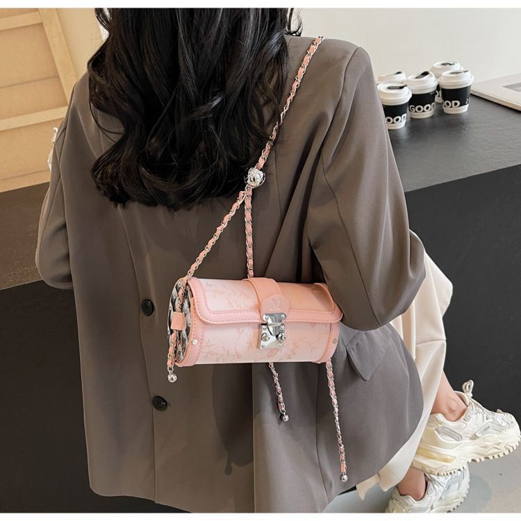 Nuova borsa a cilindro con catena squisita Moda da donna Versatile monospalla a tracolla Pendolarismo sotto le ascelle di alta qualità_voghion.com