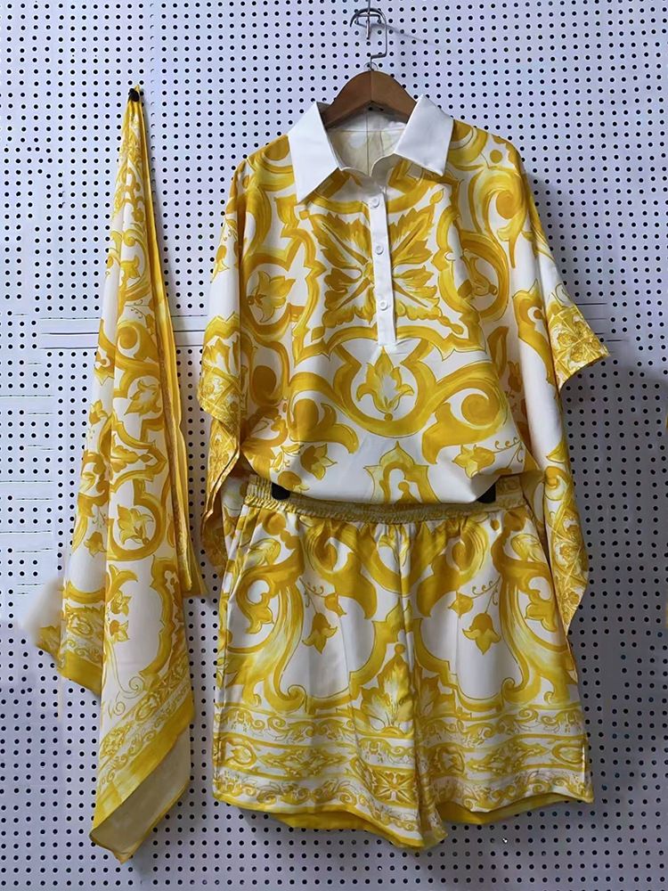 Vêtements pour femmes, pull à revers imprimé géométrique rétro, chemise deux pièces, short à jambes larges, costume à la mode_voghion.com