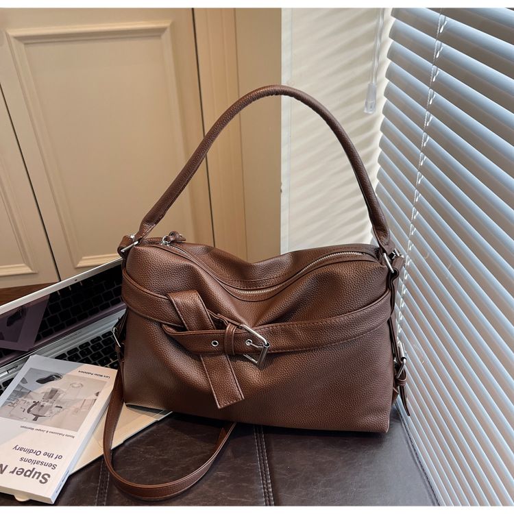 Sac fourre-tout tendance pour femme, grande capacité, en PU souple, avec fermeture éclair, pour un usage quotidien, disponible en noir, beige, marron et argent._voghion.com
