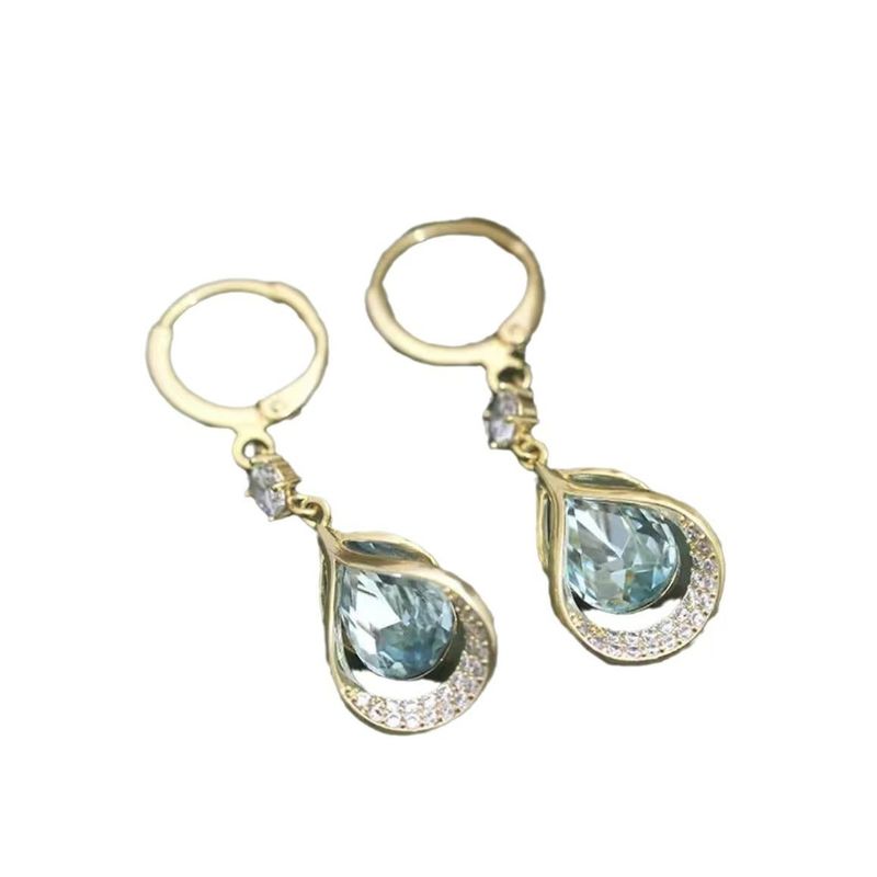 Light High-End Cat's Eye Stone Geometric 2024 New Elegant Face-Slimming Water Drop Earrings_voghion.com
