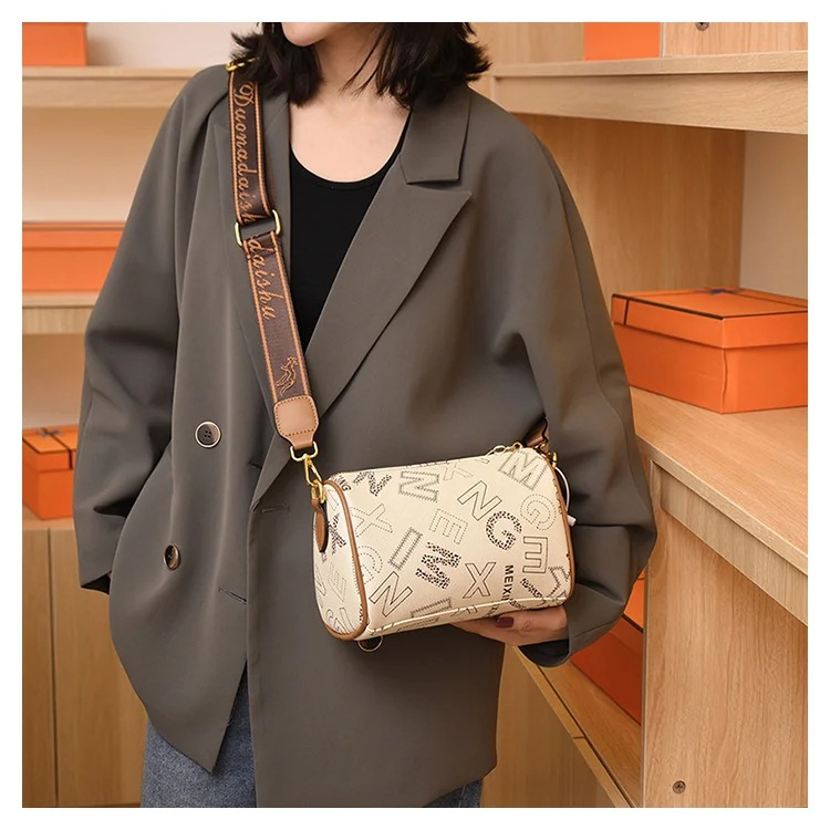Neuer heißer Modetrend: Vielseitige, weiche Kissentasche mit Zylinderdruck für Damen mit einer Schultertasche und einer Umhängetasche_voghion.com