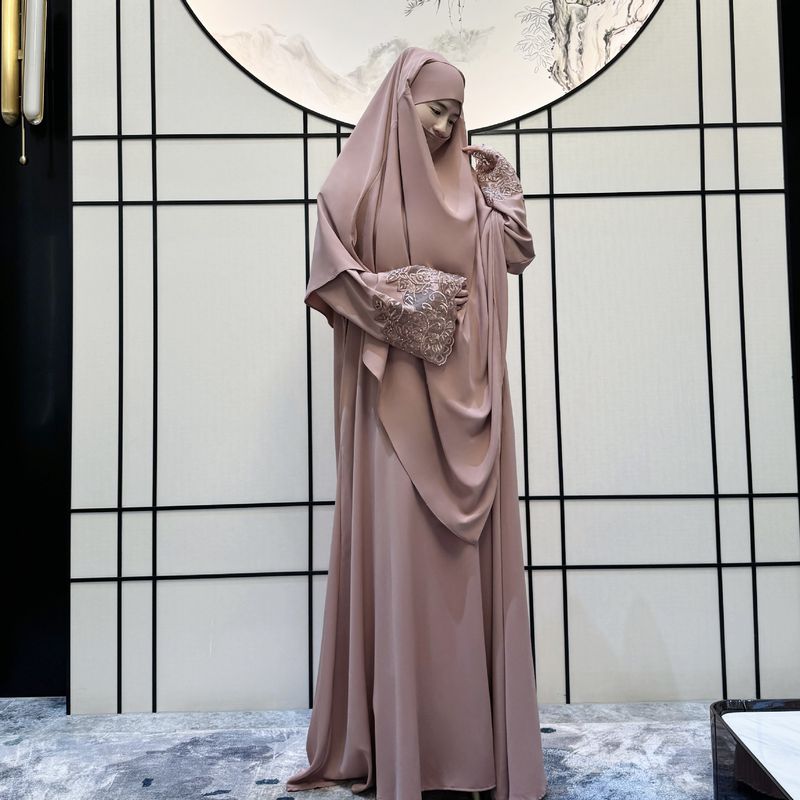 Damkläder Mellanöstern 2-delad dubbelärmad broderad morgonrock enfärgad klänning Damkläder W 066 Spets muslimsk_voghion.com