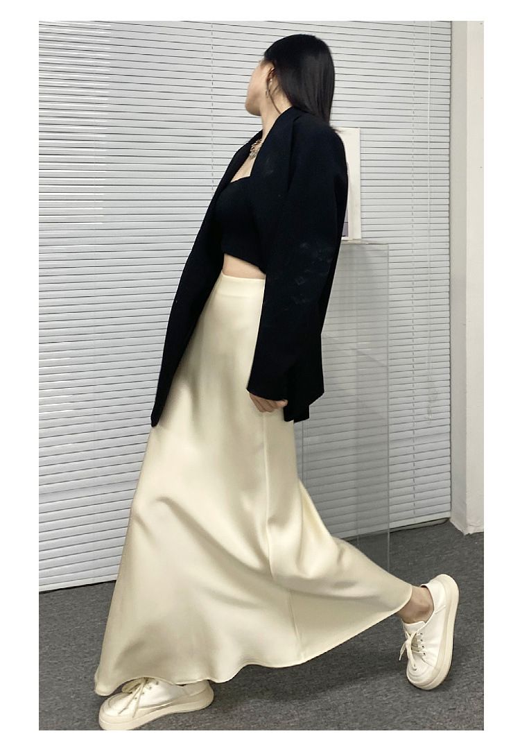 2024 Summer New Luxury High Waist Slim Satin Smooth French Fishtail Wrap Hip Long Half Skirt Children's_voghion.com
