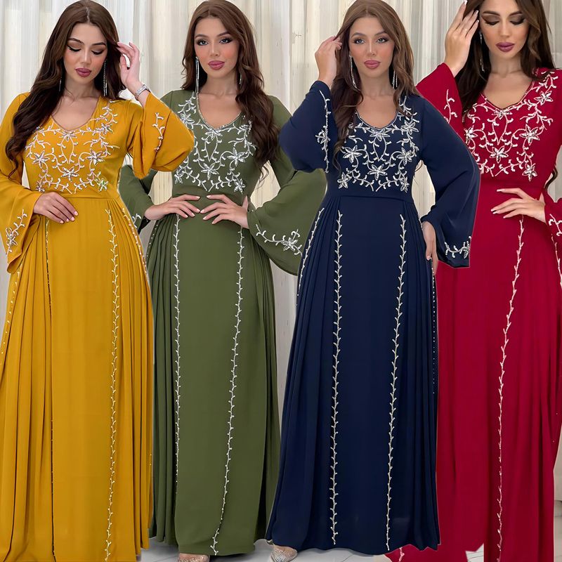 Abito da donna con ricamo e applique Abaya musulmano elegante da festa_voghion.com