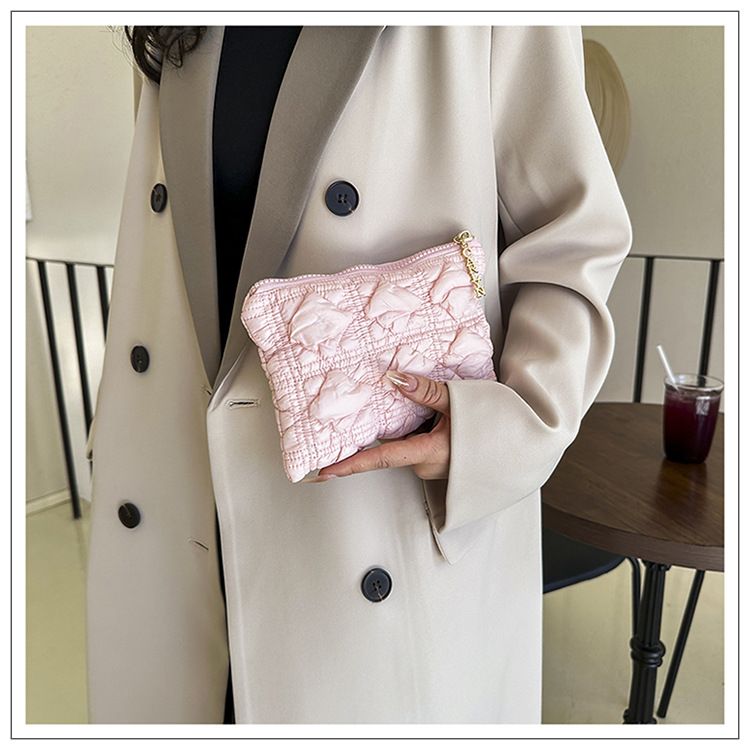 2024 new handheld wallet, embroidered diamond grid small bag, cute and versatile spare wallet, lightweight cloud card bag_voghion.com