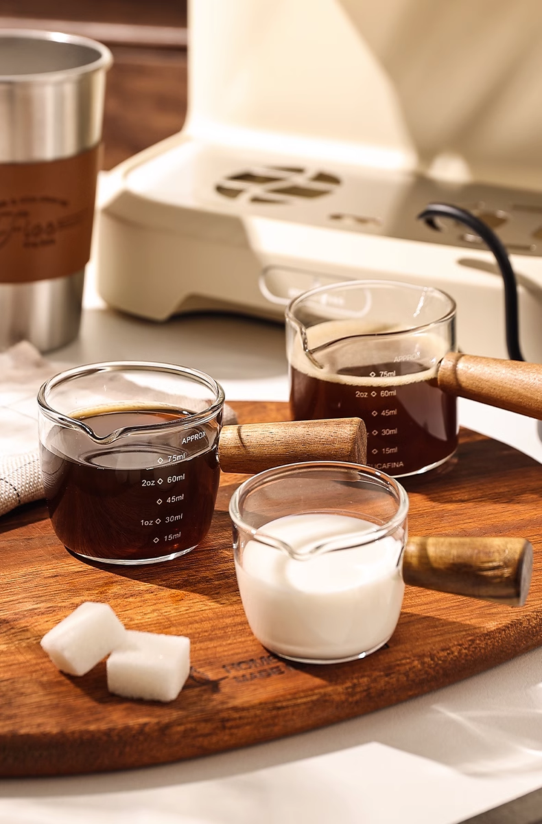 High Temperature Resistant Glass With Wooden Handle Jug Milk Dipping Dish Measuring Cup Concentrated Mini Coffee Utensil_voghion.com