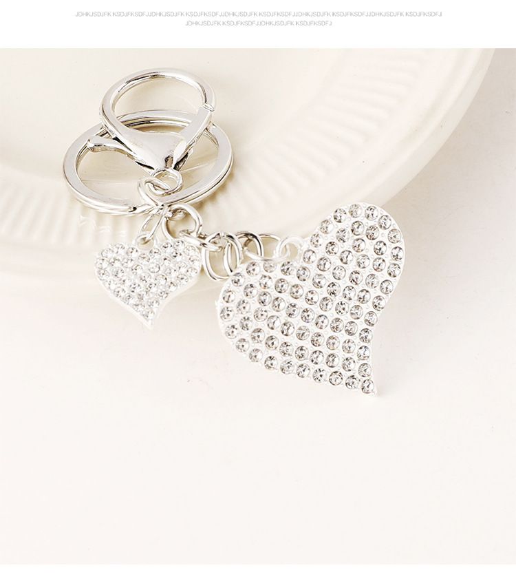 Porte-clés pendentif en forme de cœur incrusté de diamants pour voiture, petit cadeau créatif_voghion.com