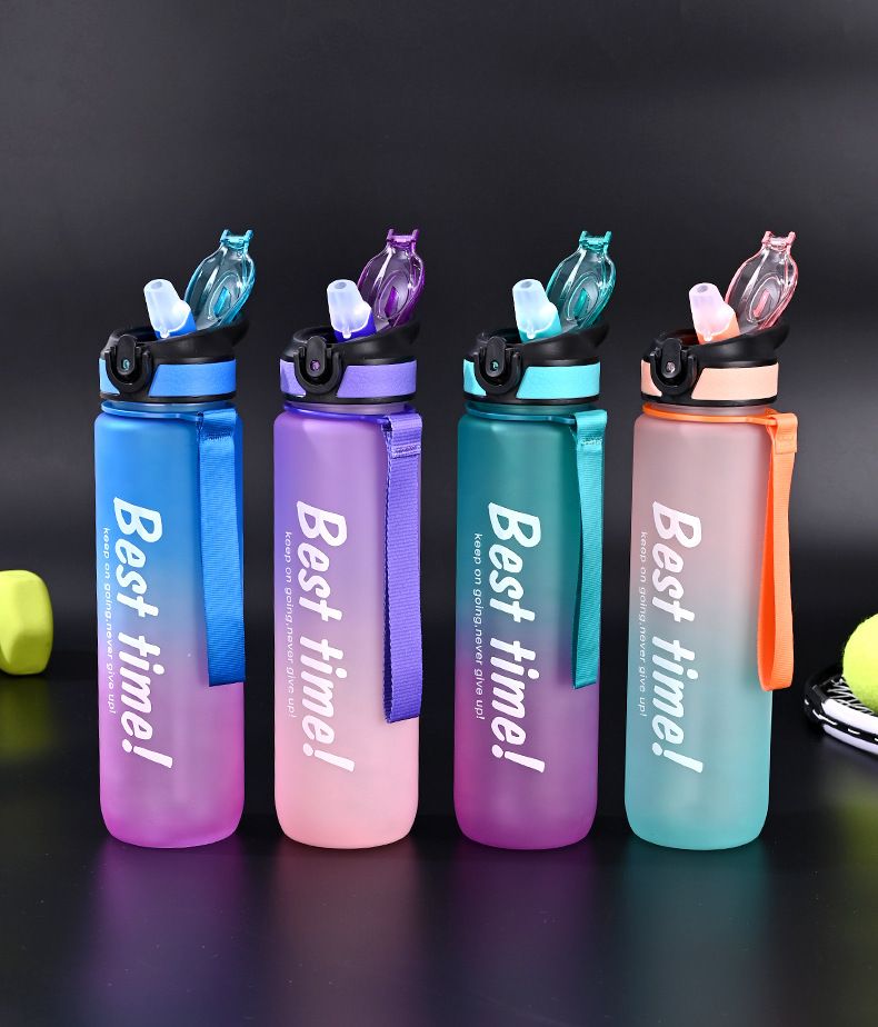 Tazza d'acqua in plastica con cambio graduale del colore, portatile, grande capacità, per sport e fitness_voghion.com