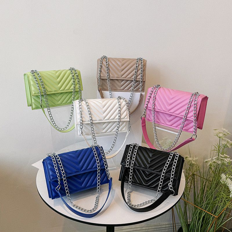 Borsa da donna economica, trapuntata in rilievo, alla moda, semplice, alla moda, con catena, nuova ed elegante borsa a tracolla singola 2025_voghion.com