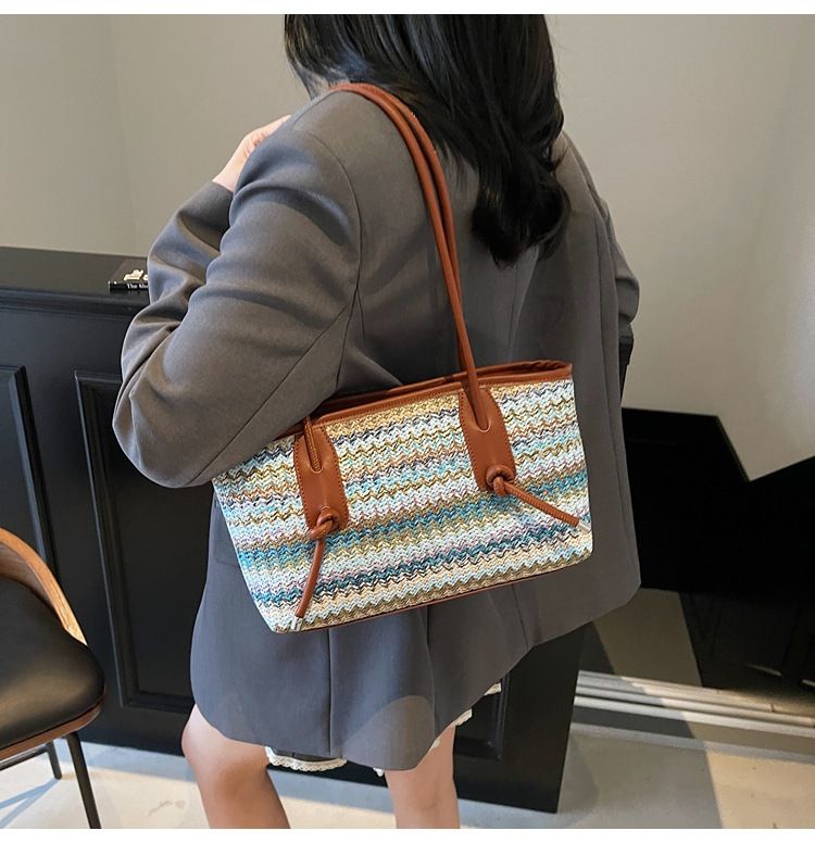 Damentaschen, Strohgewebte Tasche für Damen, Nischendesign, gewebte Tasche, große Kapazität, Pendler-Einkaufstasche, Tragetasche, Strandtasche_voghion.com
