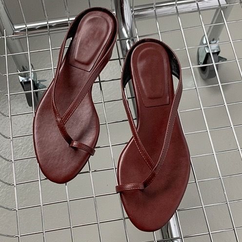 Versione in pelle di pecora con design di nicchia, infradito con tacco basso per l'estate da donna, nuova pelle versatile, punta esposta,_voghion.com