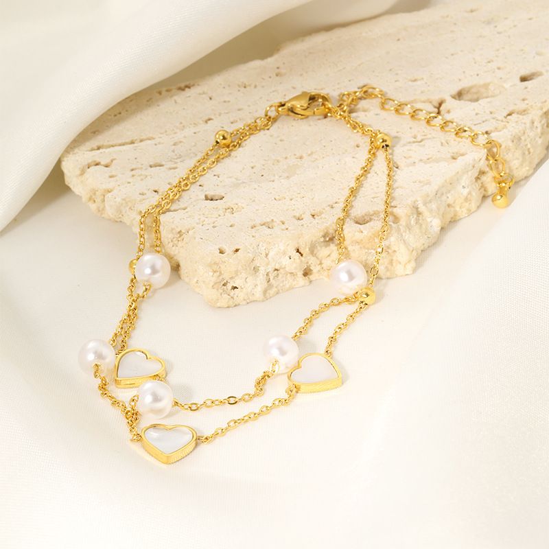 Doppellagiges Fußkettchen aus Perlen und Perlmutt – Vergoldeter Edelstahl, eleganter Fußschmuck für Frauen_voghion.com