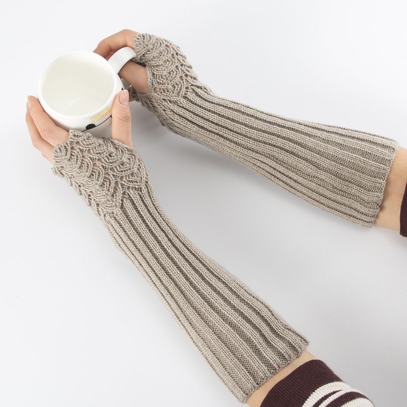 New Autumn Winter Men Women Knitted Fish Scale Fingerless Gloves Mid-Length Woolen Arm Warmers Warm Wrist Guards_voghion.com