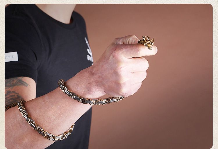 Outdoor Weapon Dragon Bone Titanium Stainless Steel Chain Whip Belt Supplies Bracelet Men's Self-Defense_voghion.com