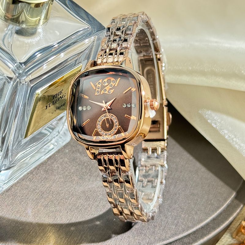 Orologio quadrato in vetro sfaccettato, orologio al quarzo di lusso, orologio da donna con temperamento di nicchia, da lavoro, quotidiano, compleanno, anniversario, regalo di San Valentino_voghion.com