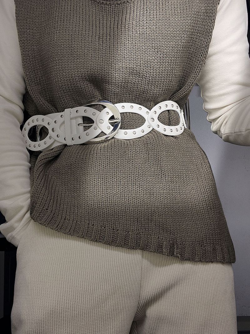 Cintura larga da donna in pelle patchwork con rivetti decorativi di alta qualità, design cavo e alla moda_voghion.com