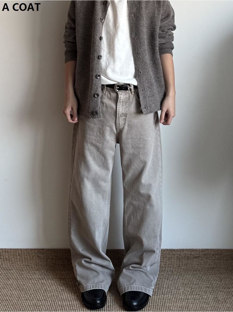 Jeans da uomo a gamba dritta, color avena, effetto invecchiato e leggermente svasati - Pantaloni casual in denim vintage a trapezio per l'estate_voghion.com