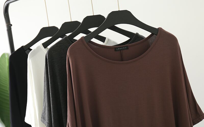 Vente chaude manches chauve-souris irrégulières été modal t-shirt col rond t-shirts décontractés amples grande taille t-shirts de base_voghion.com