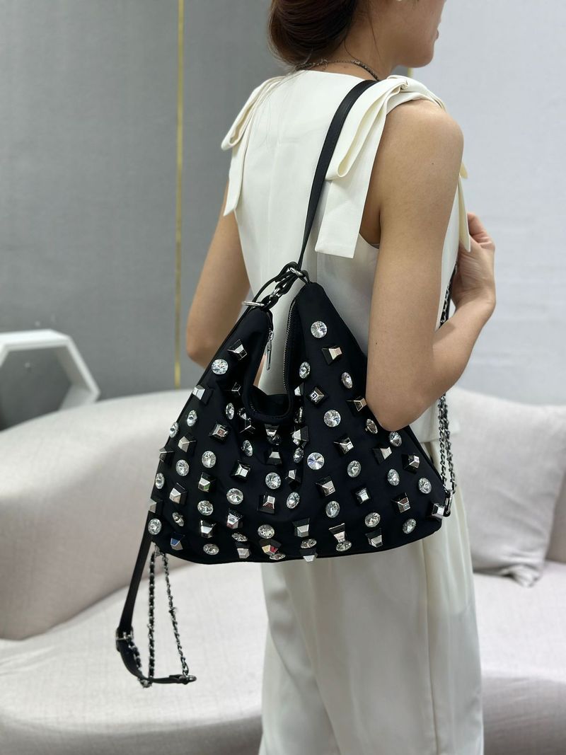 Borsa grande nera con strass 2025_voghion.com