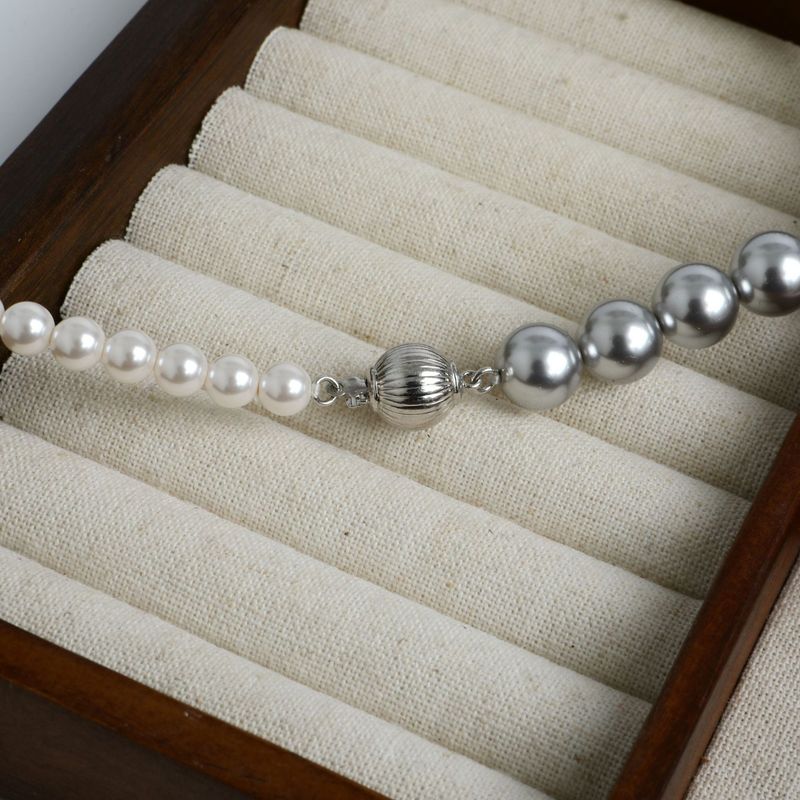 Lo stesso stile di Ni Ni, collana di perle, gioielli per donne, Qingdao, commercio estero, lusso leggero, design di nicchia, catena clavicola, catena maglione abbinata ai colori_voghion.com