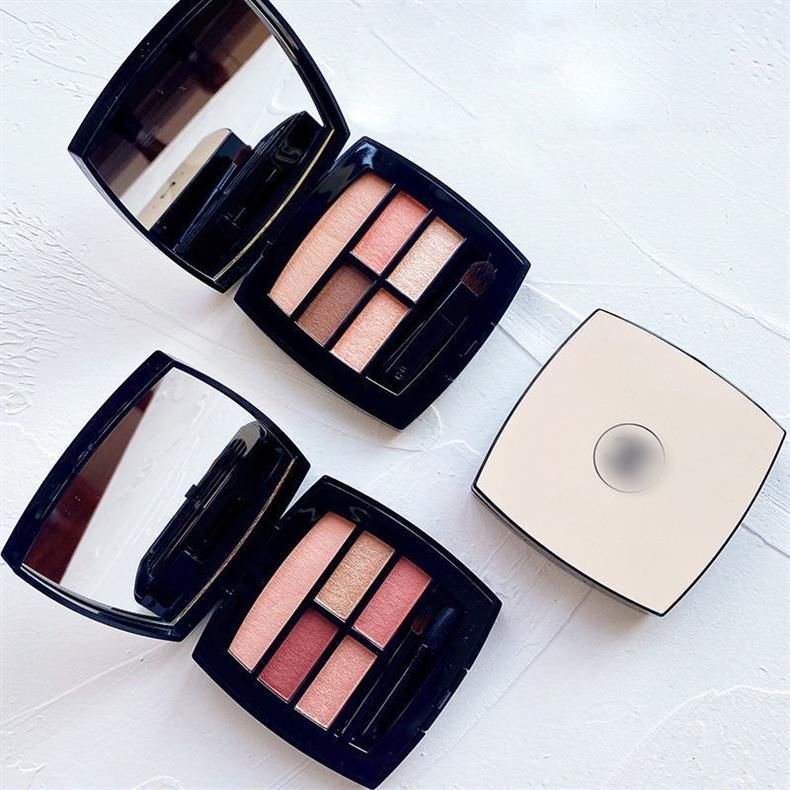 Paleta de sombras com brilho fino, cintilante, tons de terra transparentes, perolado, corretivo e fosco,_voghion.com