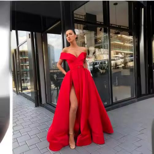 Deep V-neck Floor Length High Slit Red Banquet Evening Gown_voghion.com