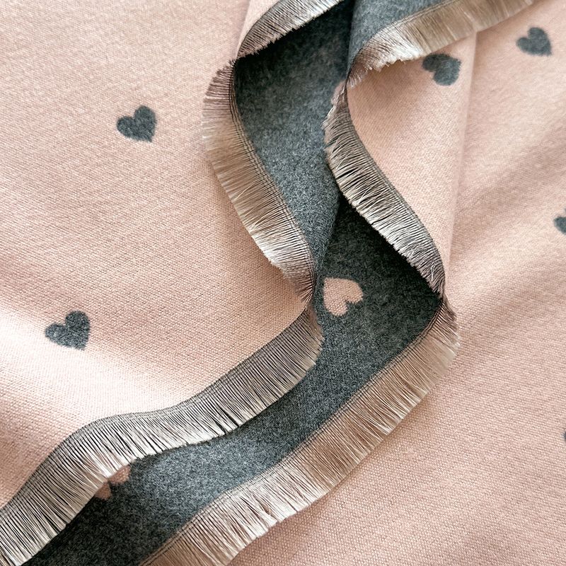 Autumn And Winter Heart-pattern Color-block Fashion Double-sided Warm Scarf, Air-conditioning Neck Warmer, Shawl_voghion.com