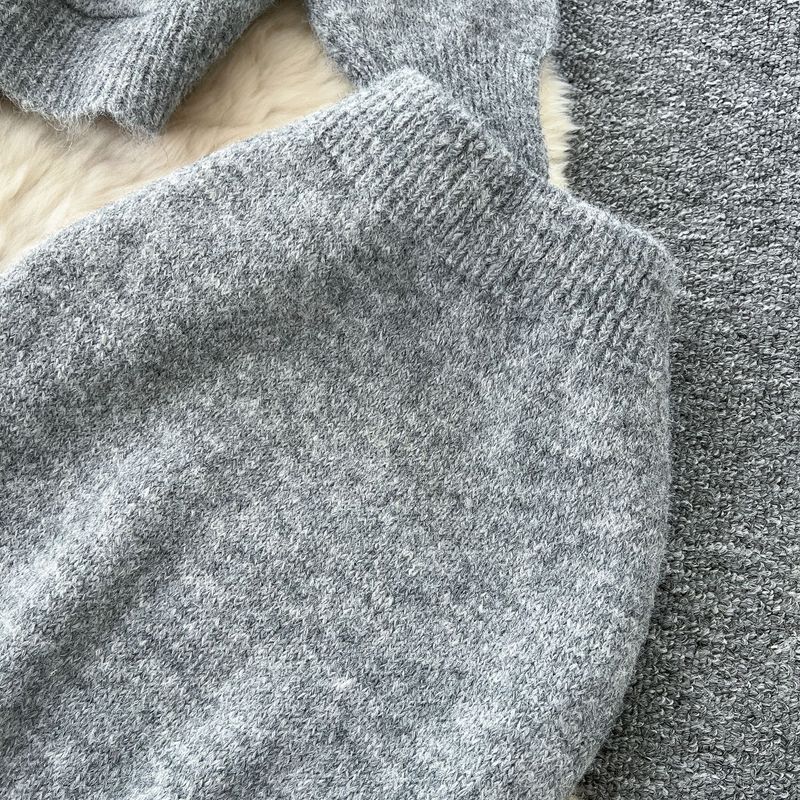 Damenbekleidung: Gemütliches Set aus übergroßem Hoodie und hoch tailliertem, figurbetontem Rock – lässiges zweiteiliges Outfit für Damen, Loungewear und Streetstyle_voghion.com