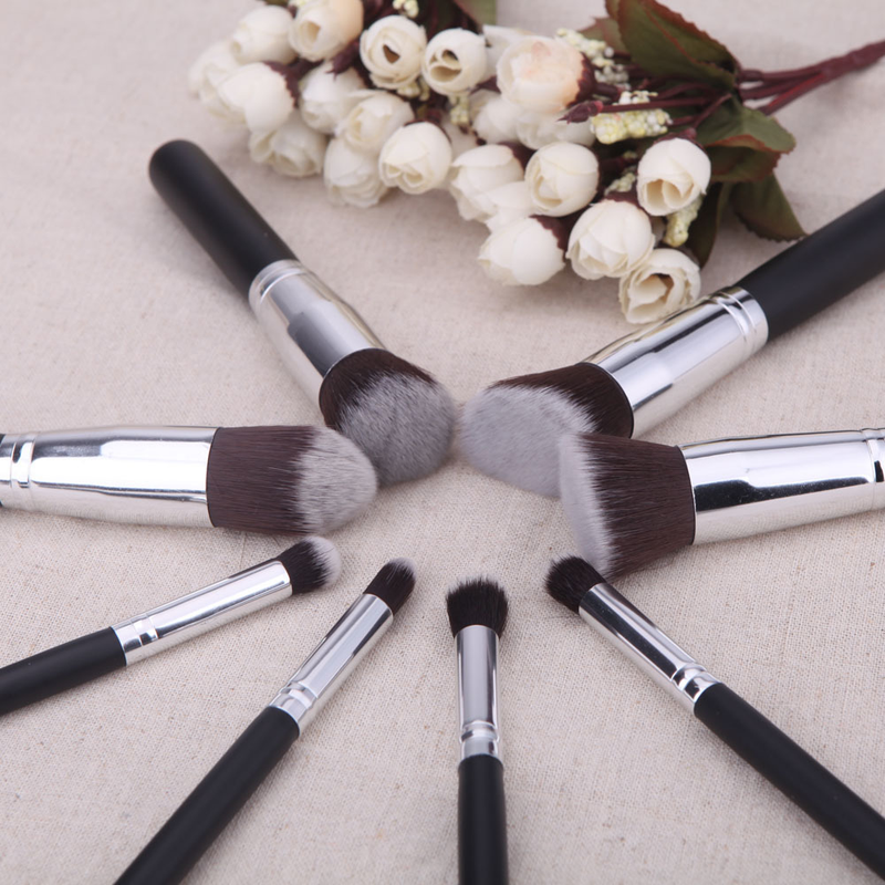 8-teiliges Make-up-Pinsel-Set, schwarzer Griff, goldene Röhre, silberne Röhre, schwarzer Griff, Set, heißer Verkauf in Europa und Amerika, 6 Farben, hergestellt von GUJHUI_voghion.com