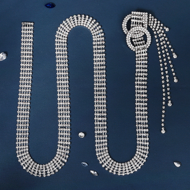 Joias de noiva, vestido de noiva, decoração, estilo minimalista, luxo leve, cinto incrustado de diamantes, fivela de laço versátil_voghion.com