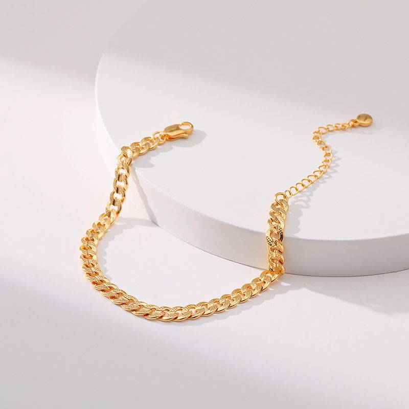 Französische flache Kupferkette aus Metall, die die Farbe behält, einfach mit Gold überzogen, neutraler Stil, modisches OL-Armband_voghion.com