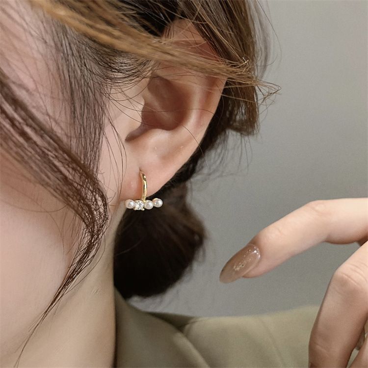Small design pearl earrings Korean 2023 new trendy women's autumn and winter French earrings earrings earrings_voghion.com