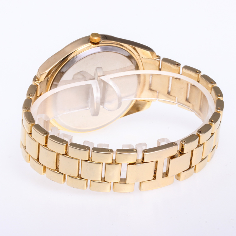 2024 Business- und Freizeit-Herrenuhr mit Stahlband und Diamanteinlage sowie digitaler Drei-Augen-Strass-Skala, Quarz-Damenuhr_voghion.com