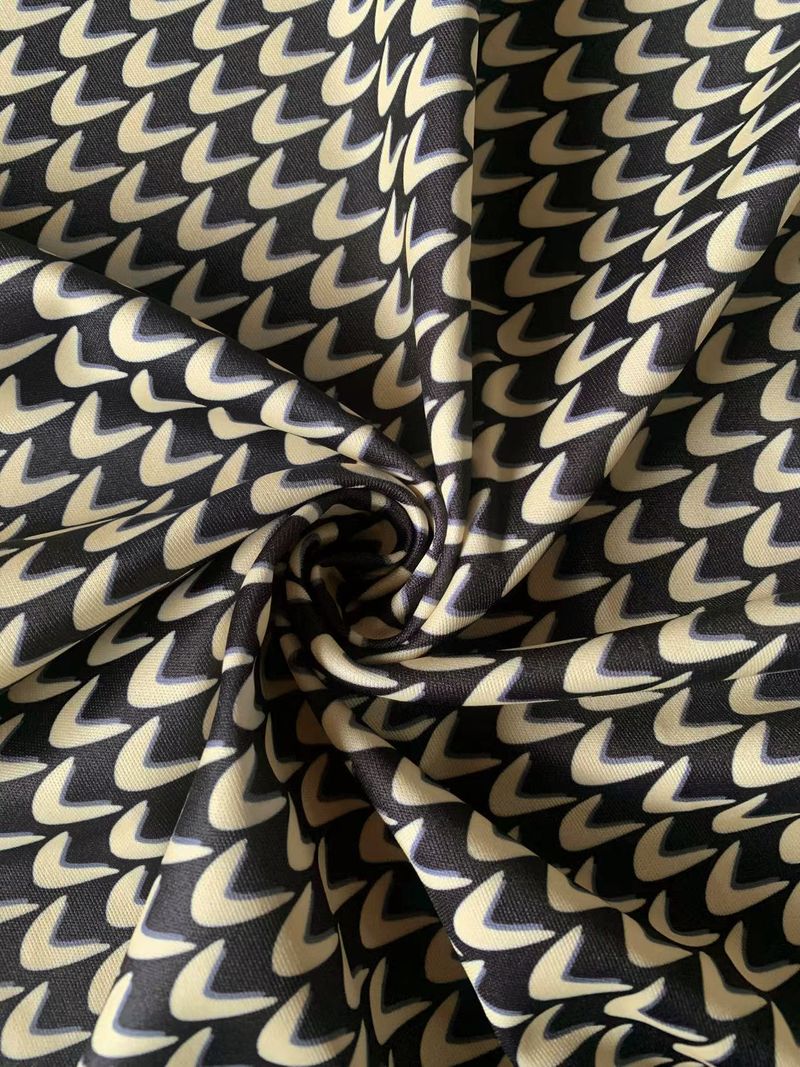Sito di abbigliamento da donna, abito camicia stampato di grandi dimensioni a maniche corte con bottoni risvolto, allentato e di vendita calda_voghion.com