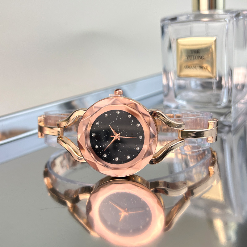 Nieuwe quartz sterrenhemel wijzerplaat, gespleten rand spiegelglas, dameshorloge, horloge met legering armband_voghion.com
